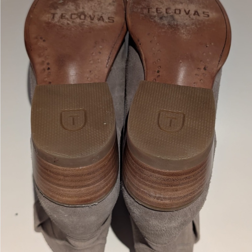 Tecovas Gray-Taupe Suede Short Western Booties - Picture 5 of 7